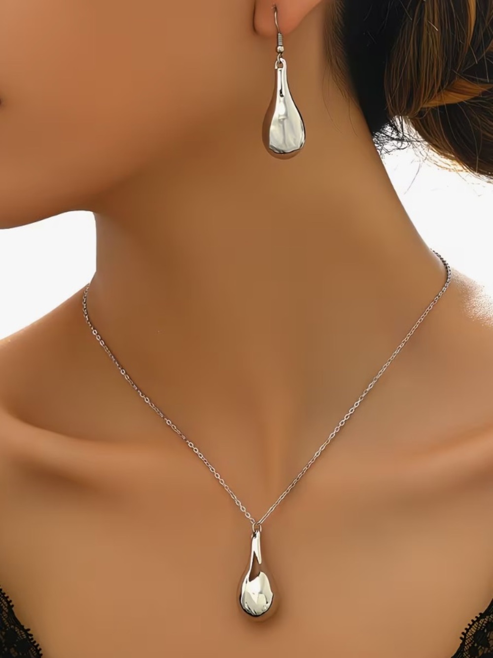 Silver Teardrop Pendant Necklace & Earrings Set - Picture 6 of 6